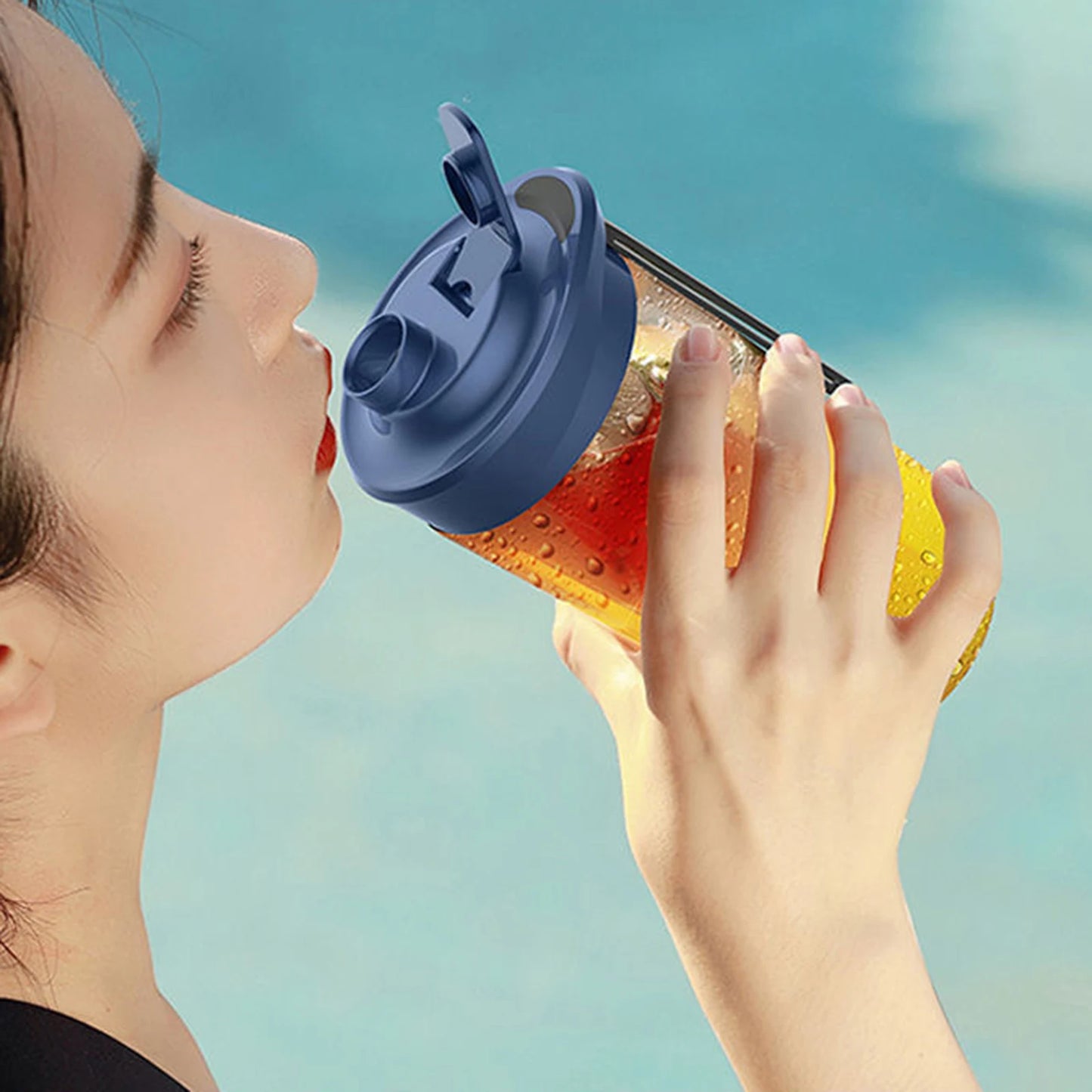 1pc Portable Small Electric Juicer Blue/Pink Stainless Steel Blade Cup Juicer Fruit Automatic Smoothie Blender Kitchen Tool